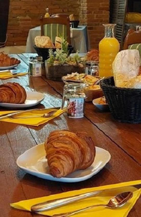 L'Alcove Hotel Restaurant Villematier エクステリア 写真