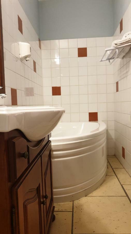 L'Alcove Hotel Restaurant Villematier エクステリア 写真